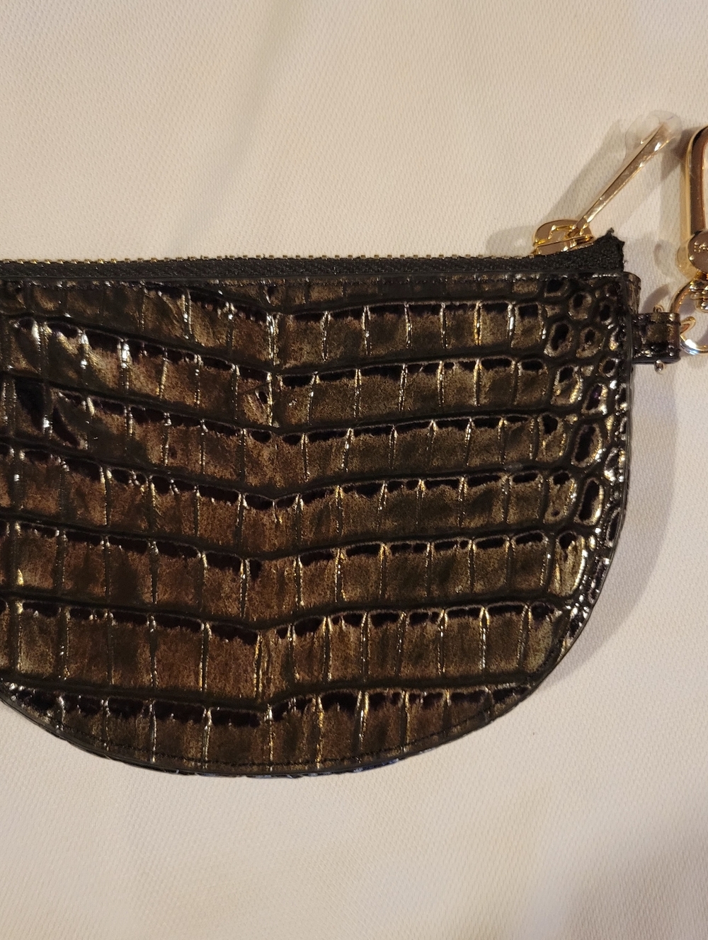 Brahmin Britt  Metallic Gold Croc-Embossed Wristlet - Picture 2 of 5